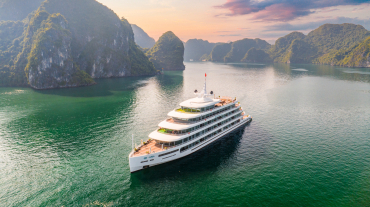 Catherine Cruise Halong Bay