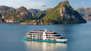 Lyra Grandeur Cruise Halong Bay