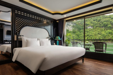 Family Connecting Suite