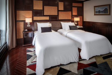 Ambassador Premium Connecting