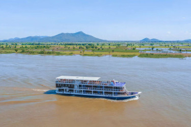 Toum Tiou II Cruise