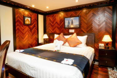 Deluxe Cabin - Main Deck