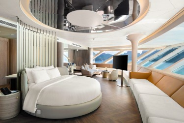 Oceania Suite