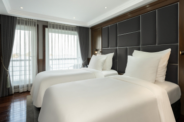 Executive Ambassador Balcony