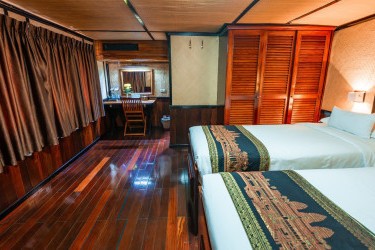 Main Deck Cabin