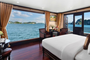 Premium Terrace Royal