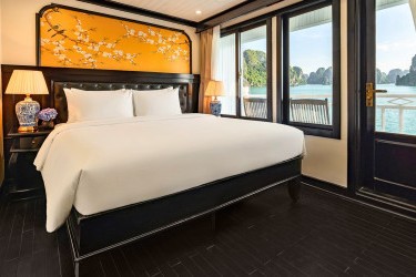 Deluxe Cabin Balcony