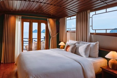 Deluxe Balcony Cabin