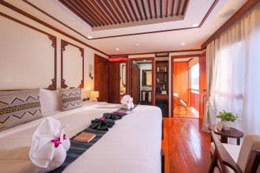 Deluxe Cabin