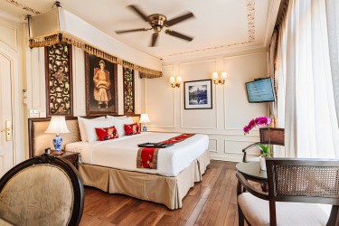 Saigon Suite