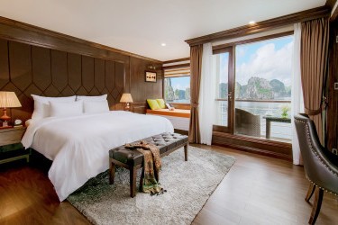 Mon Cheri Cruise - Ocean Suite Balcony