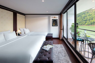 Ocean Suite Triple