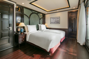 Senior Family Connecting