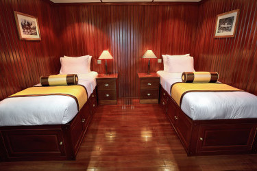 Upper Deck