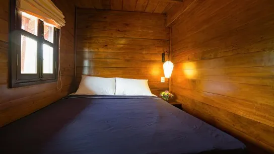 Comfortable King bed for Overnight stay