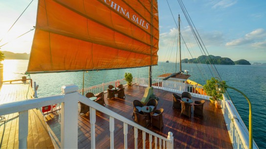 Indochina Sails: Sightsee the magnificent bay