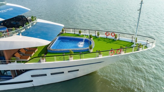 Doria Cruise: Jacuzzi Pool at the bow