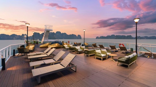 Lyra Grandeur Cruise: Mesmerizing View From Sundeck