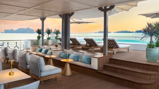 Bhaya Soul Cruise: Airy Outdoor lounge