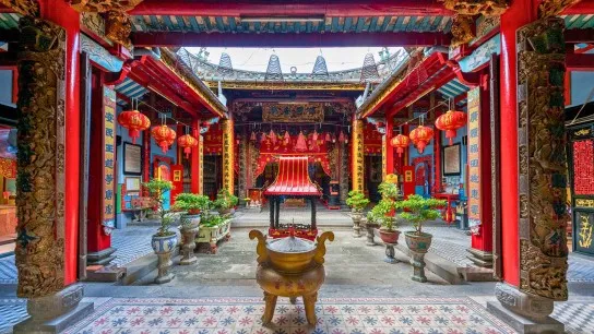 Kien An Cung Temple