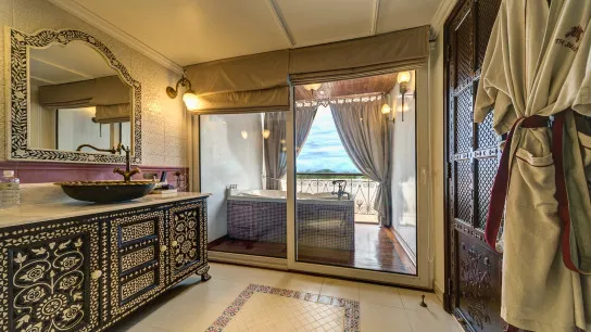 Large Bathroom And Outdoor Jacuzzi