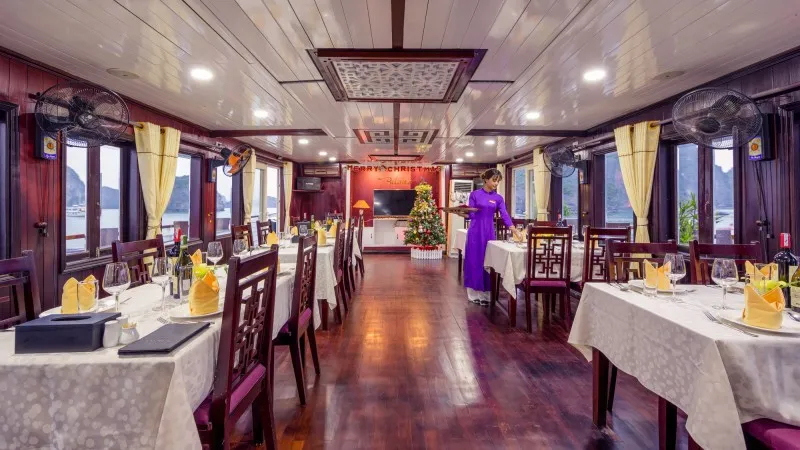 Paloma Cruise Restaurant