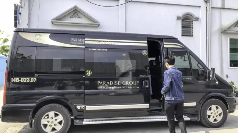 Luxury Bus Transfer of Paradise Group