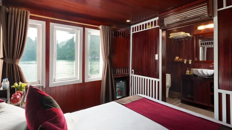 Paloma Cruise Premium Suite