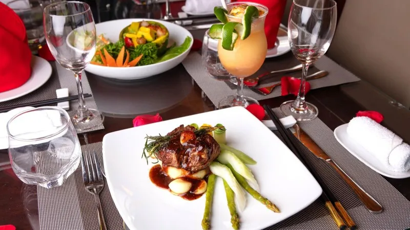 Favorful dishes decorated beautifully