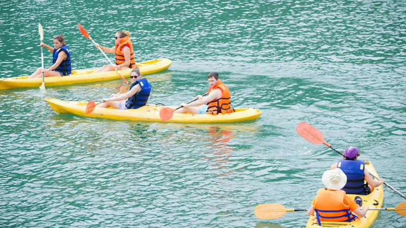 Kayaking at Luon Cave