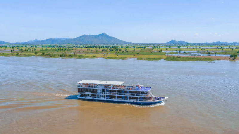 Toum Tiou II Mekong River
