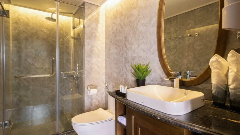 A high-amenity bathroom