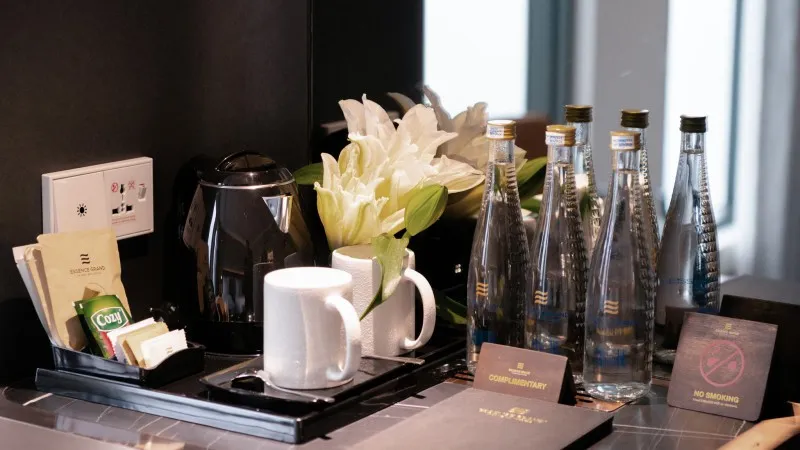 Complimentary drinks in room