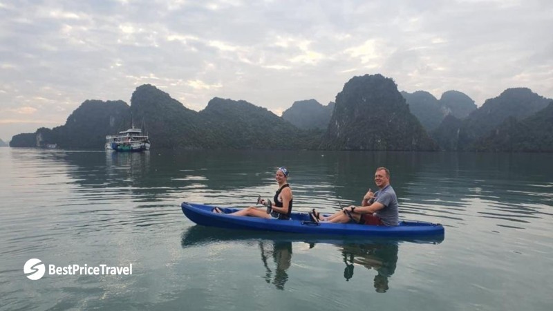 Kayak to discover the unspoiled beauty of the Tra Bau area