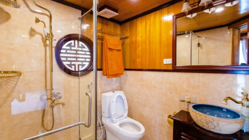 Modern Bathroom