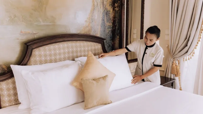 Attentive Room Services