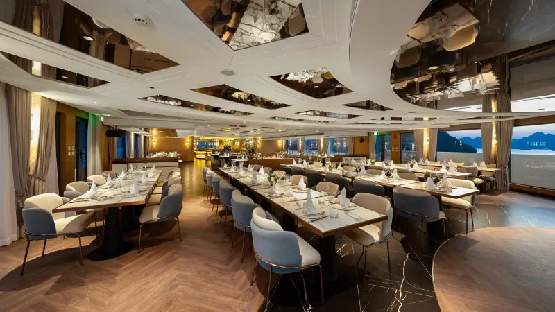 Large Space For Sumptuous Meal