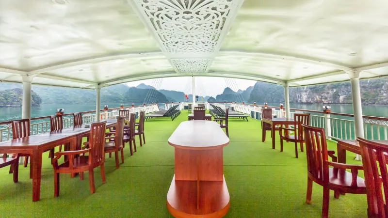 360 Degree Sundeck