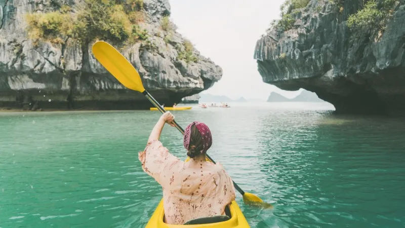 Navigate through limestone Islands