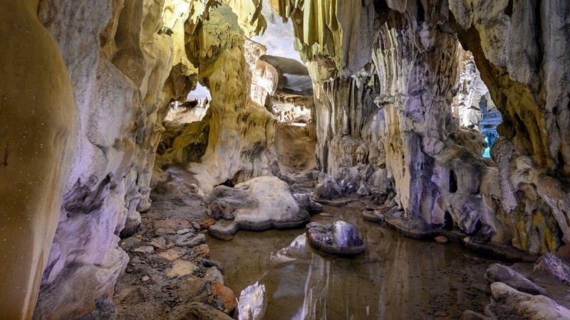 Trinh Nu Cave