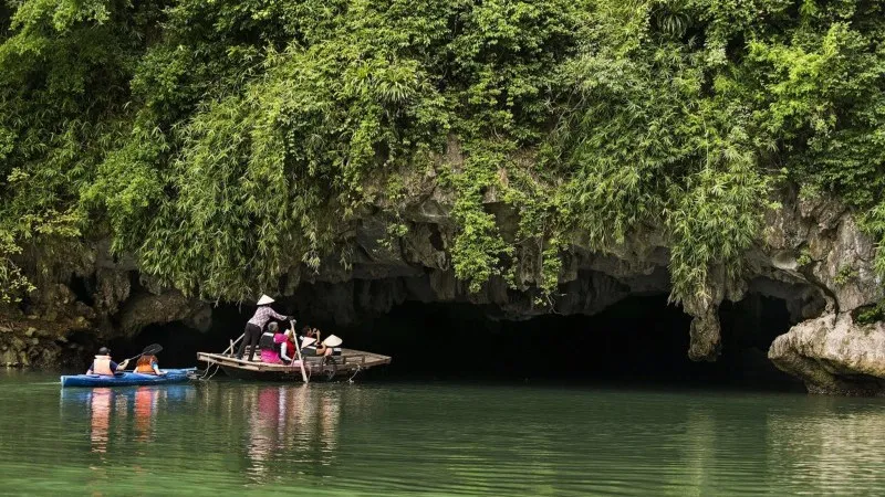 The Breathtaking Sea In Dark & Bright Cave