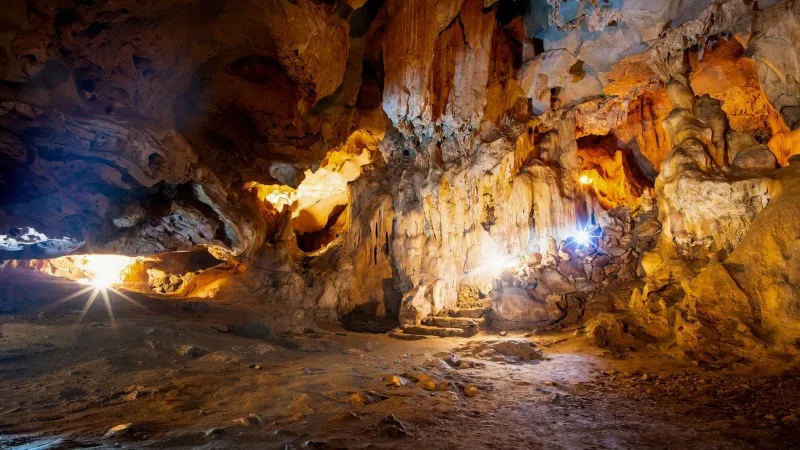 Sung Sot Cave