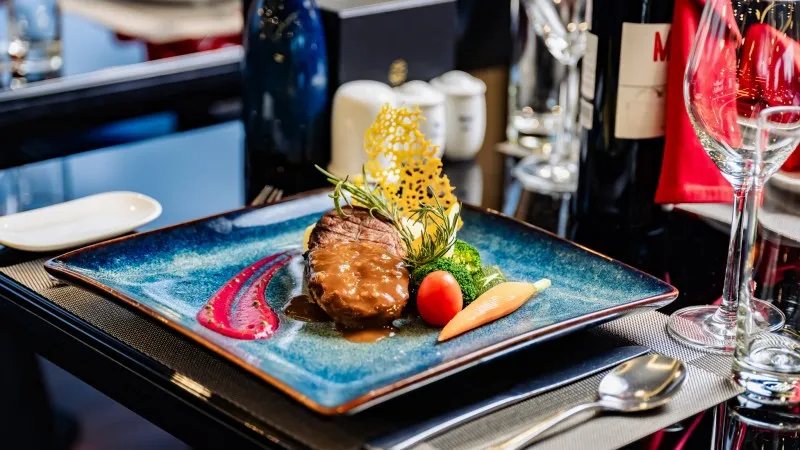 Food served in set menu