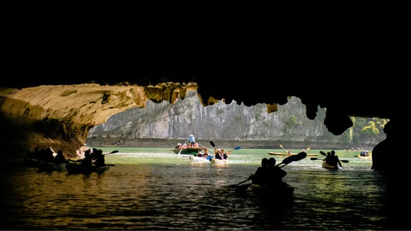 The mysterious Dark & Bright Cave