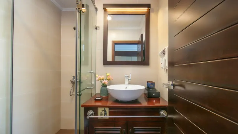 Ensuite Bathroom For Best Convenience