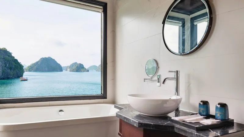 Inspiring Ocean View Bathtub