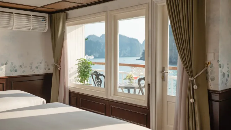 The Private Balcony