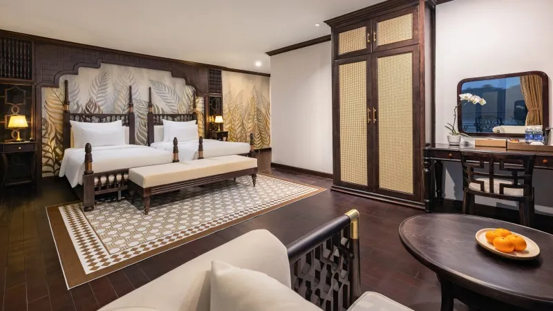 Large and Comfortable Room