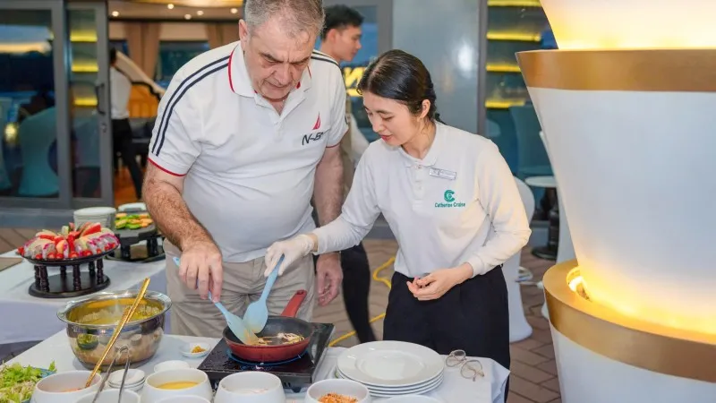 Join Vietnamese Cooking class