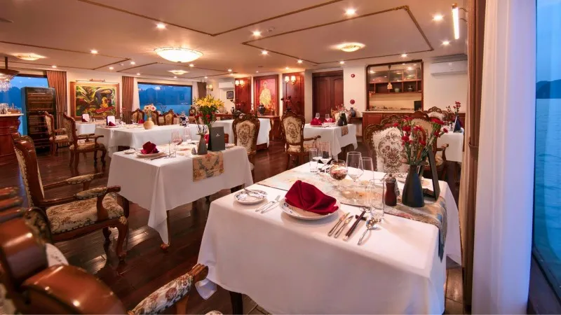 Luxury Can Chanh Restaurant
